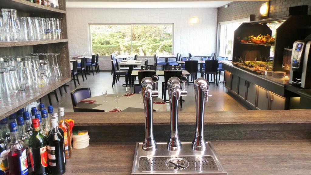 Hotel Restaurant Vesontio 3*